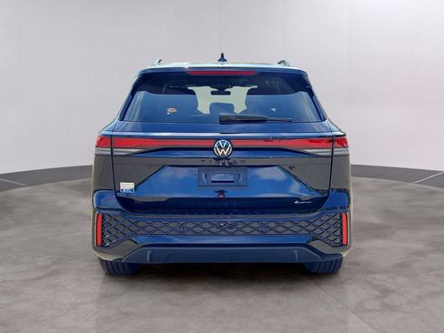 Certified 2026 Volkswagen Tiguan SE R-Line AWD/4WD image 5