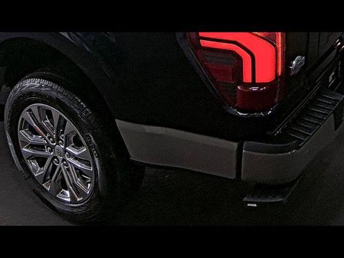 Certified 2025 Ford F150 King Ranch AWD/4WD image 8