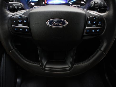 Used 2020 Ford Explorer XLT w/ Equipment Group 202A RWD image 24