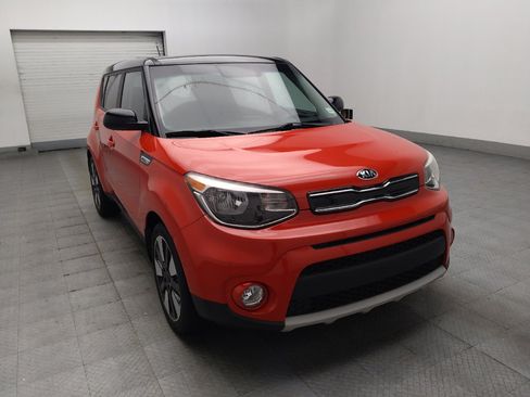 Used 2019 Kia Soul + FWD image 13
