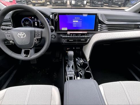 New 2026 Toyota Camry XLE image 5