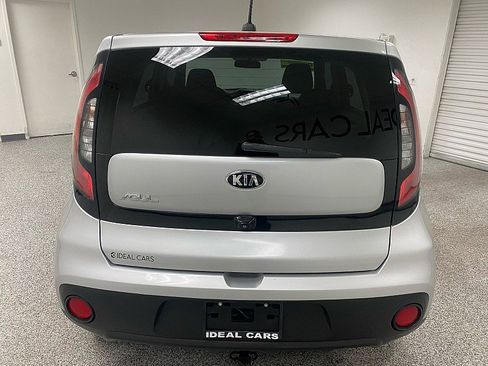Used 2019 Kia Soul image 6