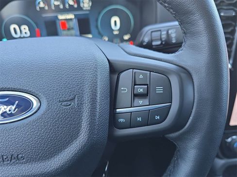 Used 2024 Ford Ranger Lariat w/ Advanced Towing Package image 16