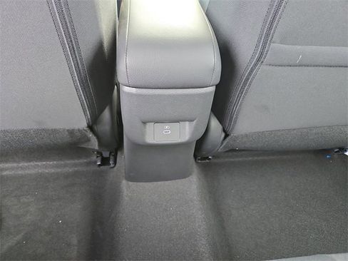 New 2025 Nissan Versa SR w/ Trunk Package image 18