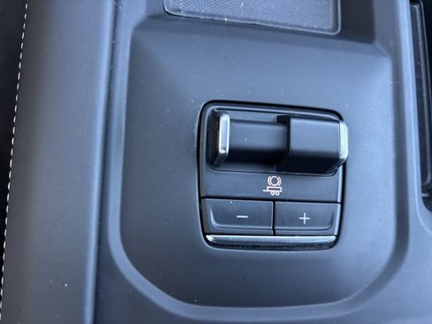 Used 2025 GMC Sierra 3500 Denali Ultimate AWD/4WD image 43
