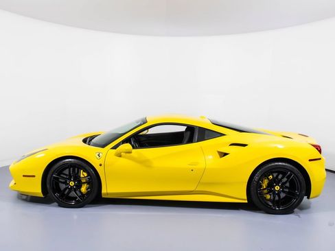 Certified 2019 Ferrari 488 GTB RWD image 9