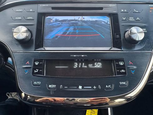 Used 2015 Toyota Avalon XLE Premium image 21