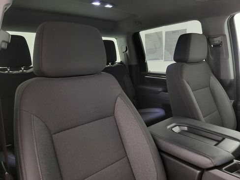 Used 2025 Chevrolet Silverado 2500 LT w/ Convenience Package AWD/4WD image 39