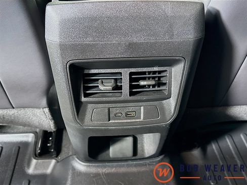 Used 2024 Chevrolet Colorado Z71 w/ Z71 Convenience Package 2 AWD/4WD image 32