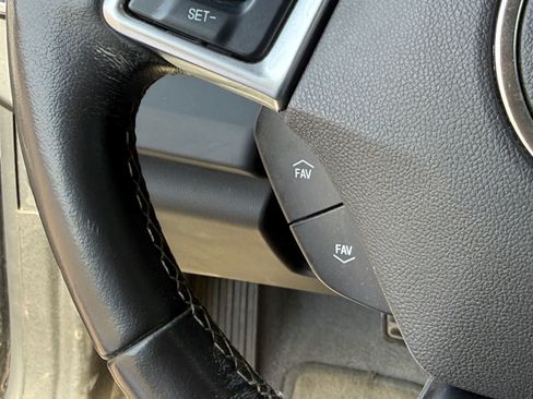 Used 2021 Chevrolet Camaro LT RWD image 17