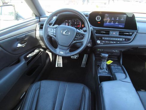 Used 2022 Lexus ES 350 F Sport image 12