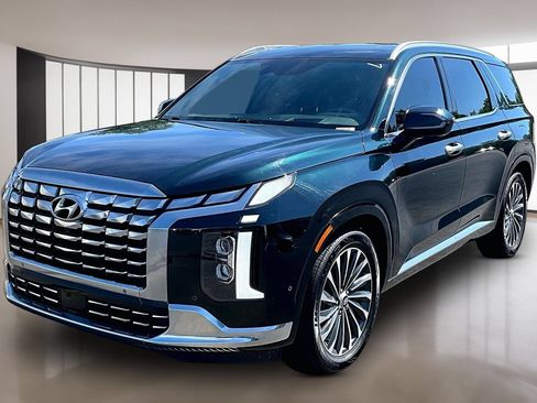 Used 2024 Hyundai Palisade Calligraphy AWD/4WD image 3