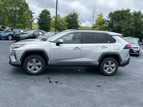 Used 2024 Toyota RAV4 XLE FWD image 7