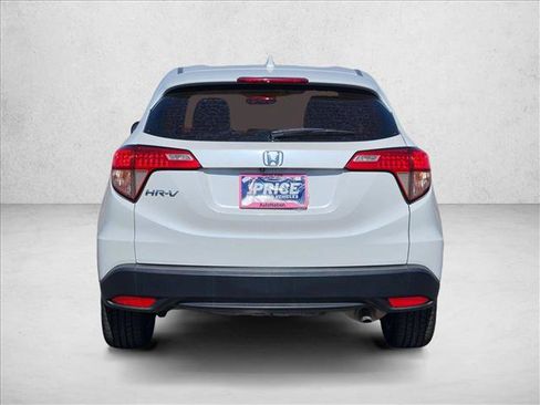 Used 2016 Honda HR-V LX image 7