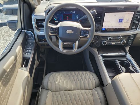 New 2026 Ford F450 Platinum w/ Platinum Plus Package image 15