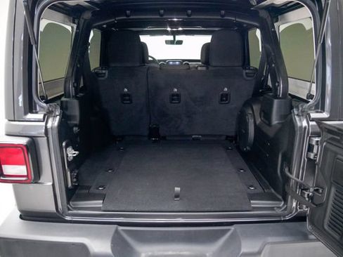 Used 2022 Jeep Wrangler Unlimited Sport AWD/4WD image 11