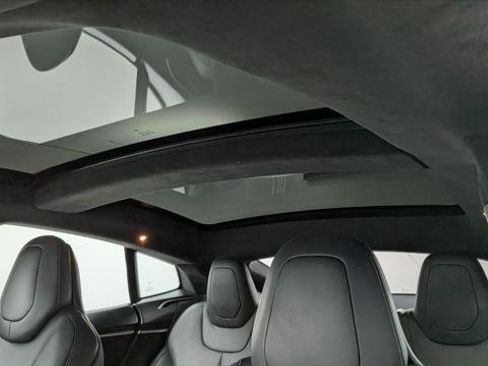 Used 2017 Tesla Model S 90D image 26