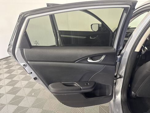 Certified 2019 Honda Civic EX image 18