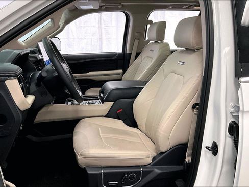 Used 2024 Ford Expedition Max Platinum image 24