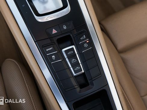 Used 2015 Porsche 911 Carrera image 27