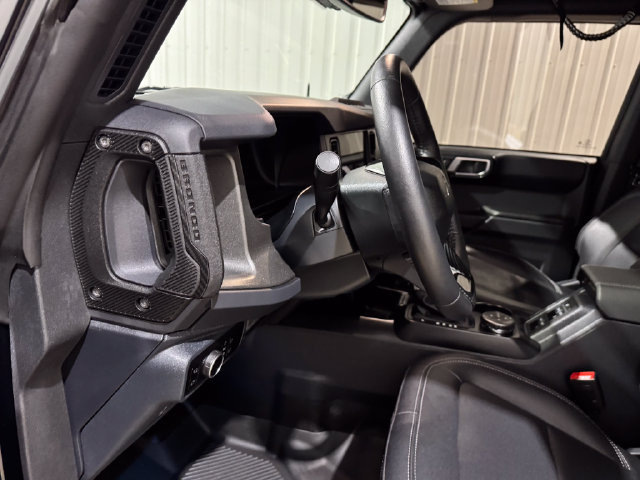 Used 2025 Ford Bronco Badlands AWD/4WD image 11