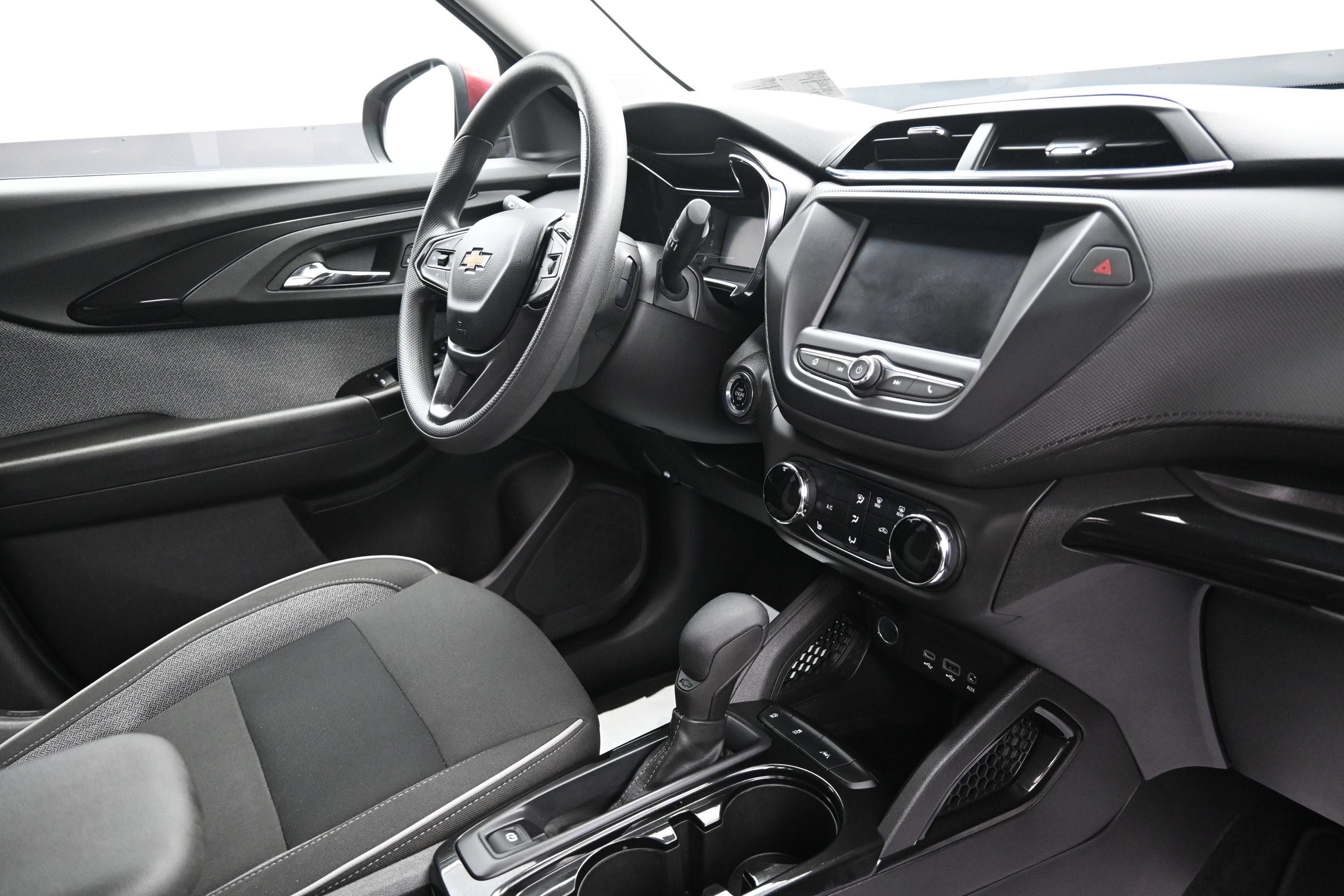 Used 2023 Chevrolet TrailBlazer LT FWD image 29