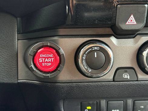 Used 2018 Toyota Tacoma TRD Pro AWD/4WD image 19