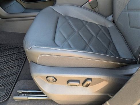 New 2026 Volkswagen Atlas SE image 22