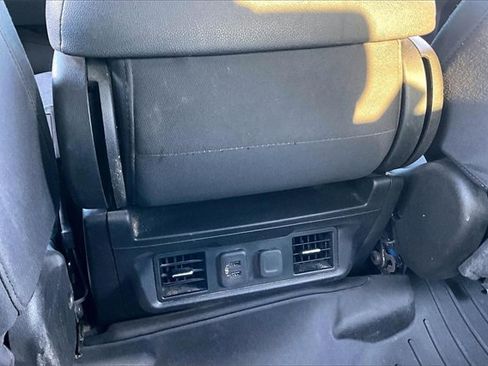 Used 2023 Chevrolet Silverado 2500 LT w/ Convenience Package image 11