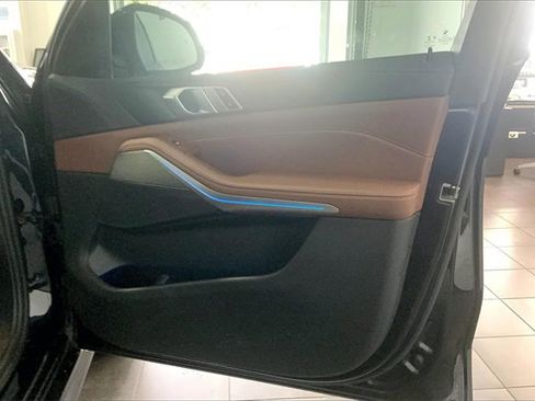 Used 2022 BMW X5 xDrive45e w/ M Sport Package image 23