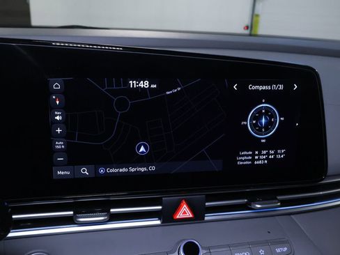 Used 2025 Hyundai Elantra SEL image 27