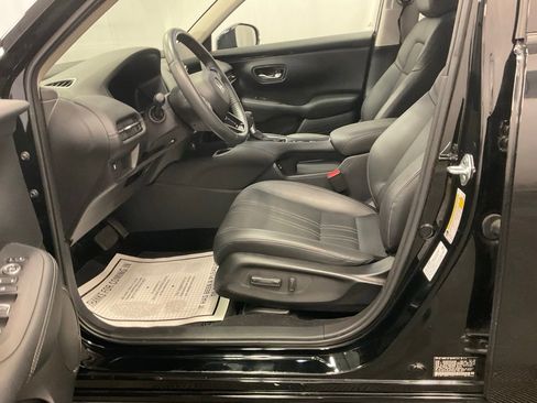 Used 2024 Honda HR-V EX-L image 13