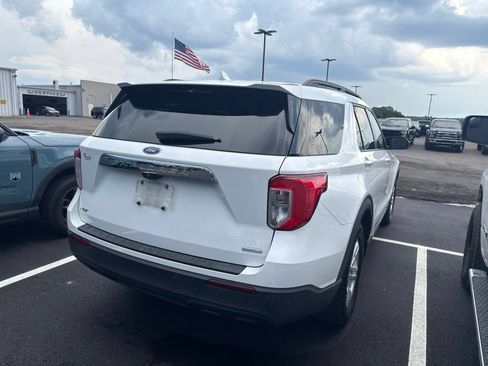 Used 2020 Ford Explorer XLT RWD image 7
