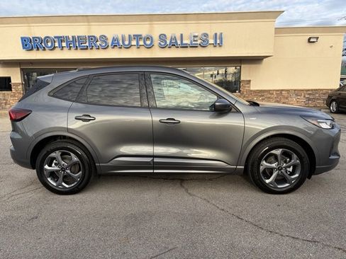 Used 2023 Ford Escape ST-Line Select image 10