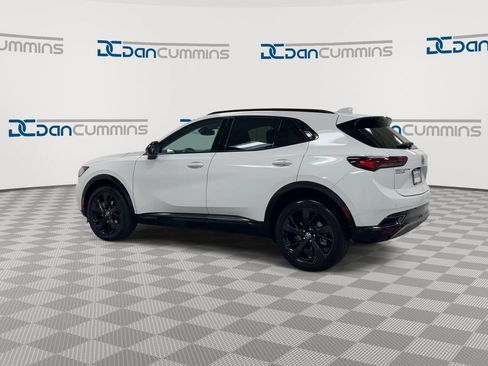 Used 2022 Buick Envision Essence w/ Sport Touring Package FWD image 6