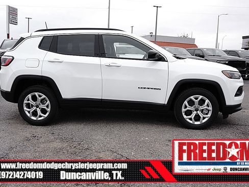 New 2026 Jeep Compass Latitude image 6