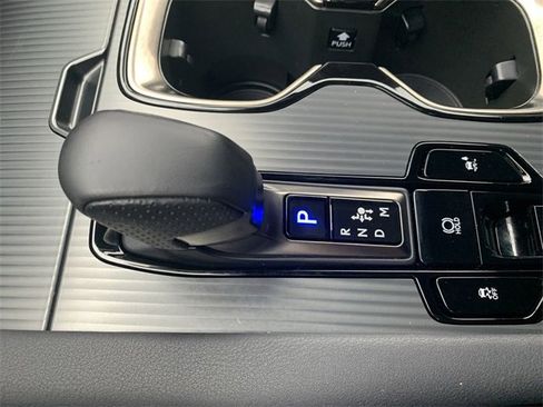 Used 2024 Lexus RX 500h F Sport image 25