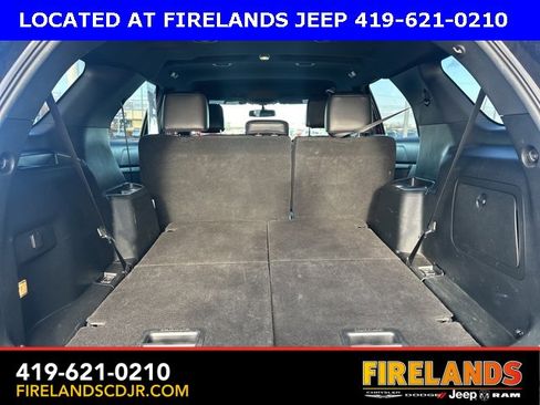 Used 2018 Ford Explorer XLT w/ Equipment Group 202A image 9