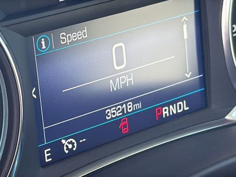 Used 2023 Chevrolet Equinox LT w/ Driver Convenience Package FWD image 9