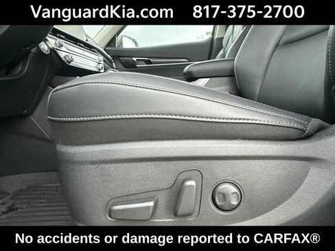 Certified 2025 Kia Telluride S image 16