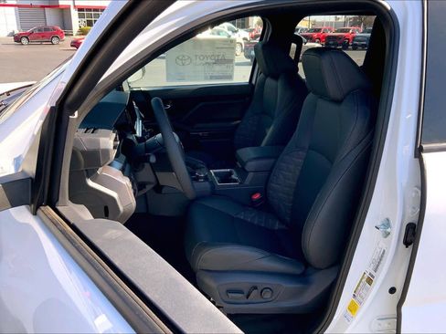 New 2026 Toyota Tacoma TRD Off-Road image 9