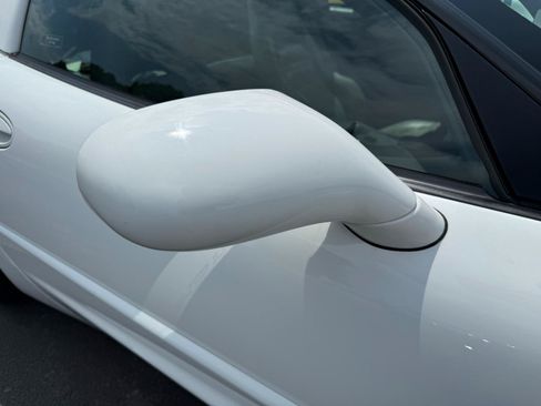 Used 1998 Chevrolet Corvette Coupe RWD image 19