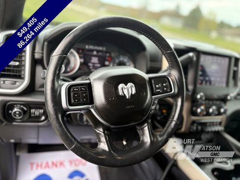 Used 2019 RAM 2500 Laramie w/ Black Appearance Package AWD/4WD image 14