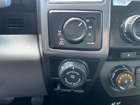 Used 2016 Ford F150 XLT w/ Equipment Group 302A Luxury AWD/4WD image 17