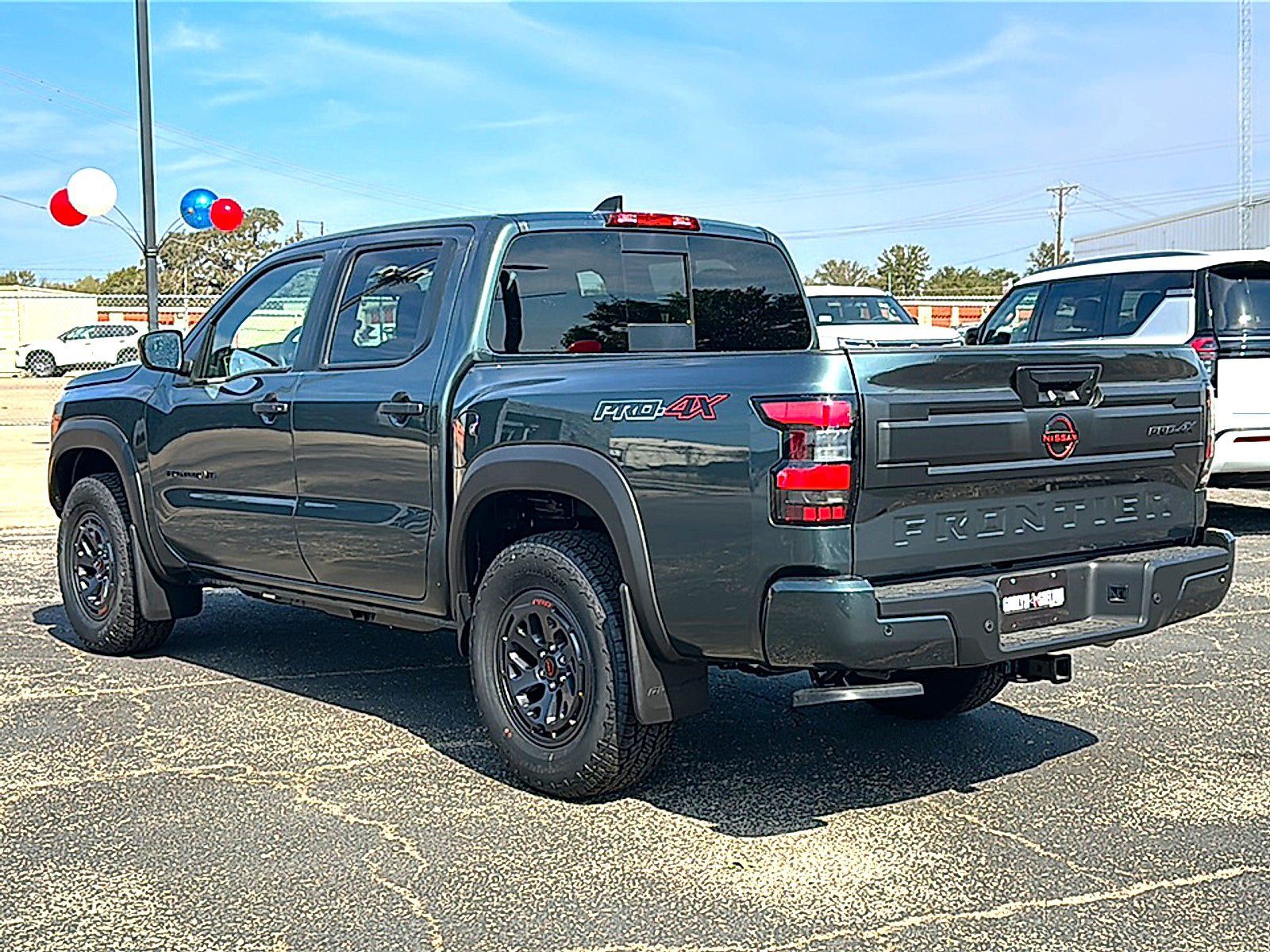 New 2027 Nissan Frontier PRO-4X w/ Tow Package AWD/4WD image 6