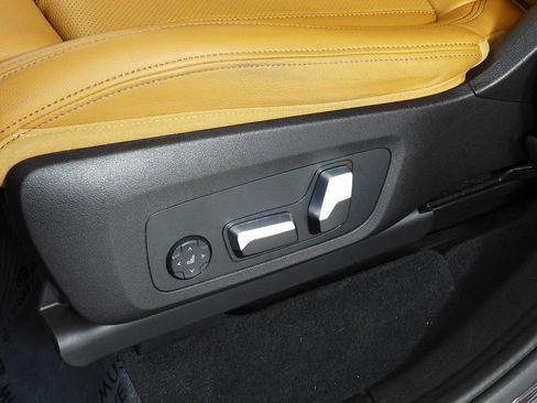 Certified 2023 BMW X3 xDrive30i w/ Premium Package image 23