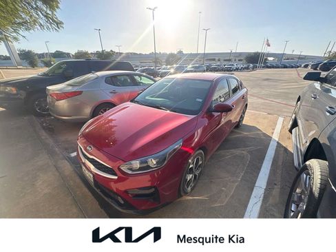 Used 2020 Kia Forte LXS FWD image 1