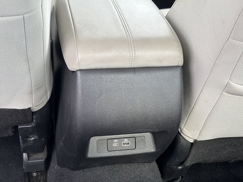 Used 2024 Nissan Altima 2.5 SV AWD/4WD image 15