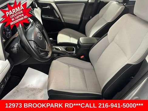 Used 2018 Toyota RAV4 XLE w/ Plus Extra Value Package AWD/4WD image 9
