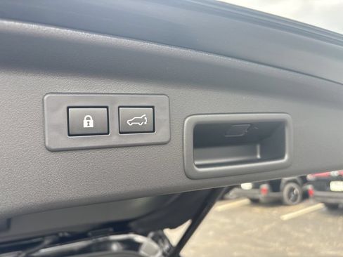 New 2026 Subaru Outback Touring XT AWD/4WD image 28